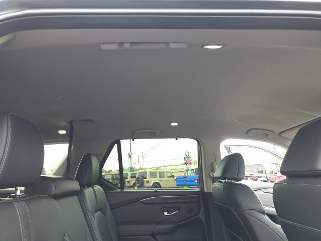 Used 2024 Honda Pilot EX-L image 45