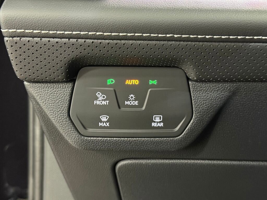 New 2026 Volkswagen Atlas SEL Premium R-Line image 29