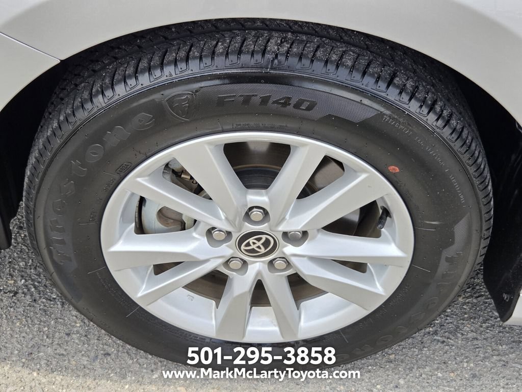 Used 2025 Toyota Camry LE FWD image 16