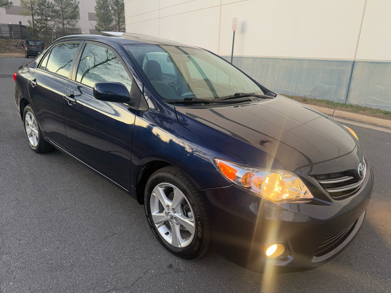 Used 2013 Toyota Corolla LE Special Edition image 9