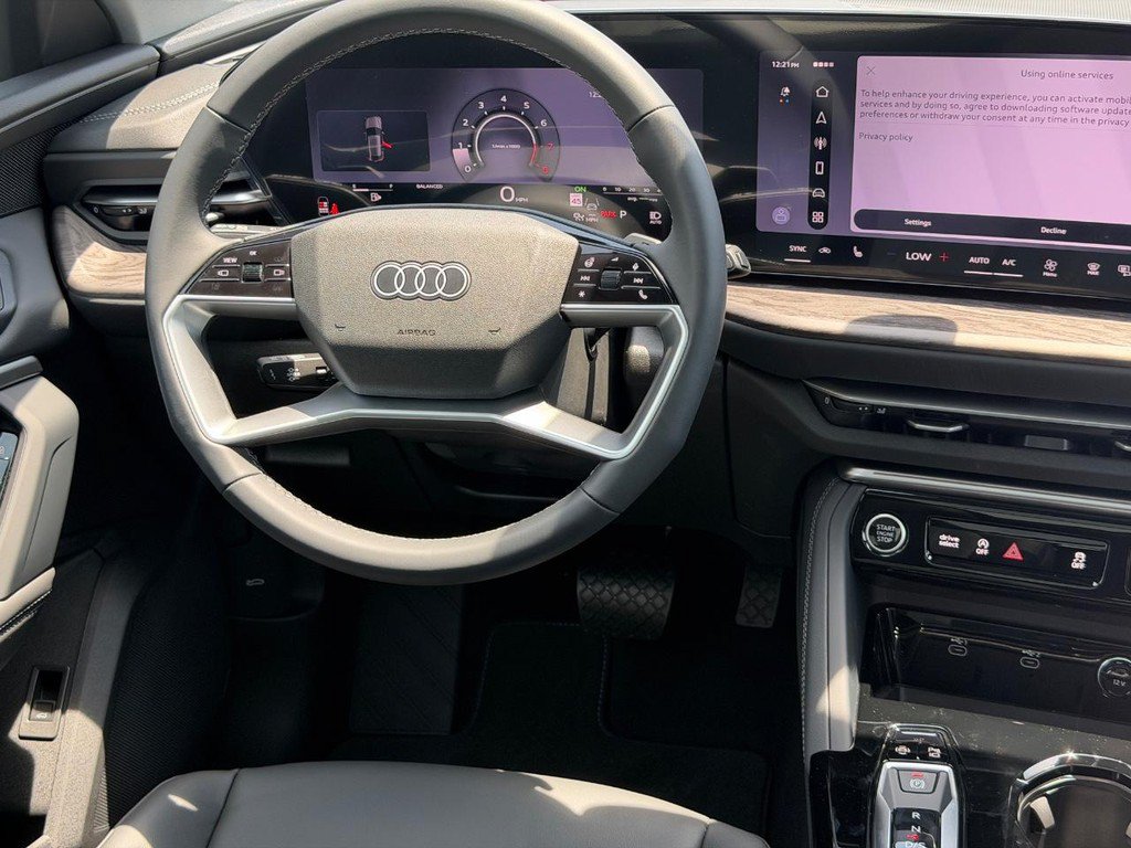 Used 2026 Audi Q5 Premium Plus w/ Premium Plus AWD/4WD image 6