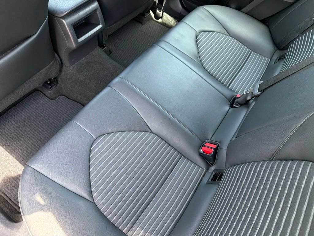 Used 2023 Toyota Camry SE FWD image 13