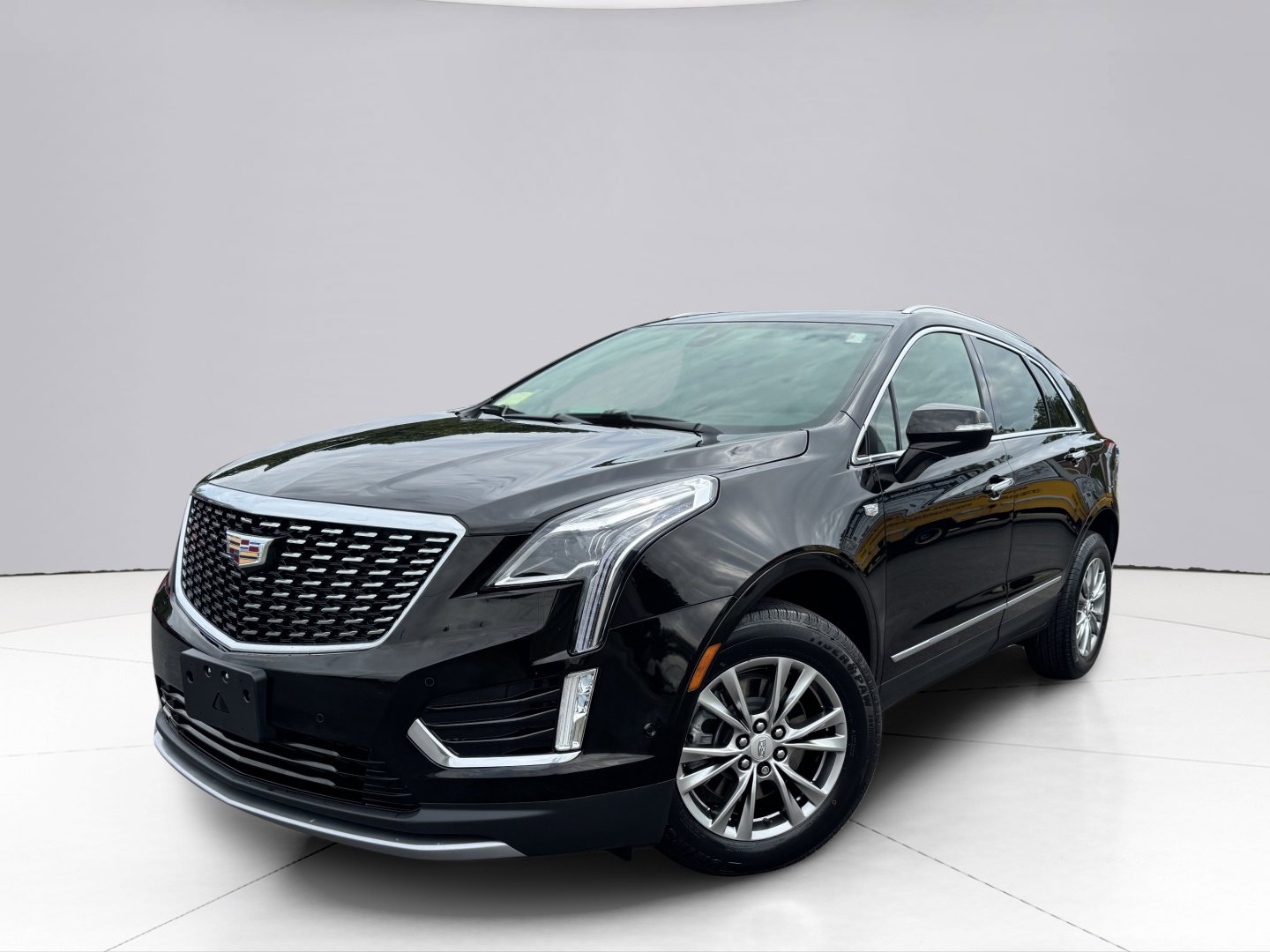 Used 2022 Cadillac XT5 Premium Luxury w/ Technology Package image 1