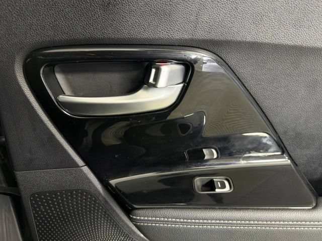 Used 2022 Kia Niro LXS FWD image 24