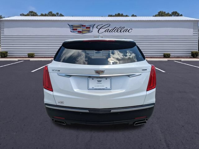 Used 2018 Cadillac XT5 Premium Luxury FWD image 5