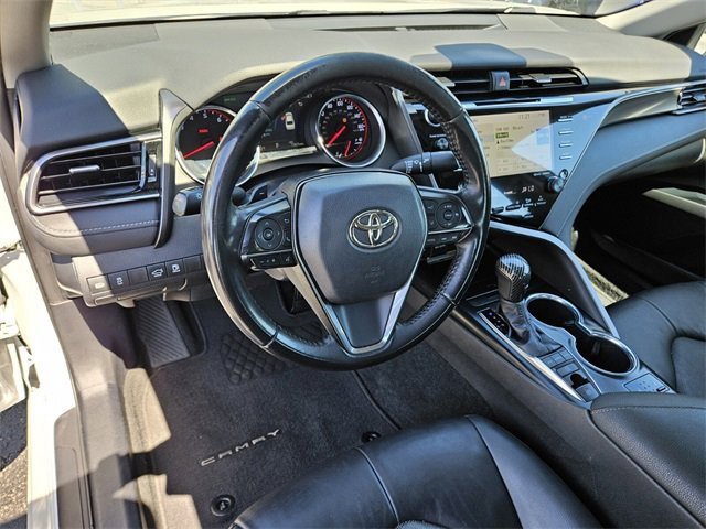 Used 2020 Toyota Camry XSE image 4