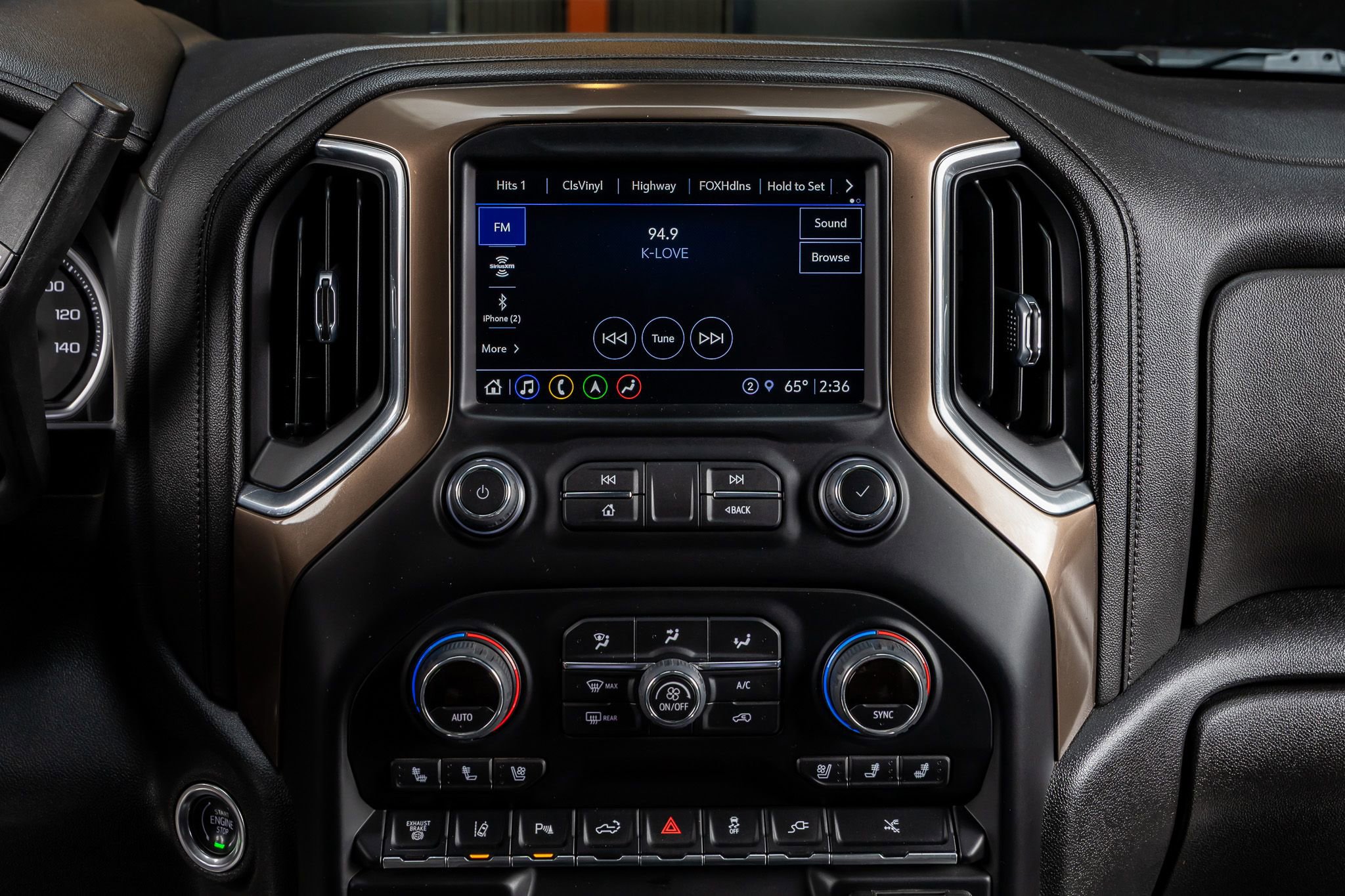 Used 2022 Chevrolet Silverado 3500 High Country w/ LPO, Hitch Package image 24