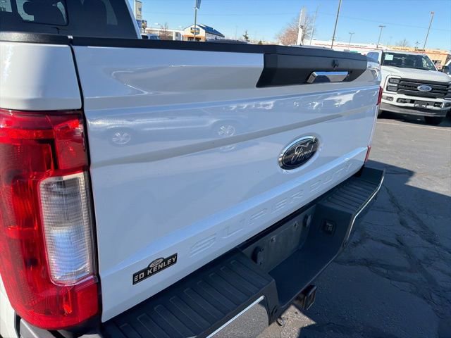Used 2017 Ford F350 Lariat AWD/4WD image 28
