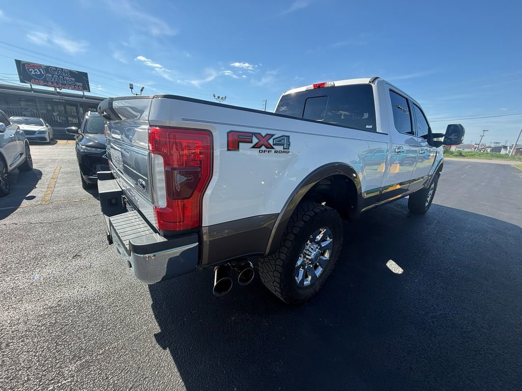 Used 2017 Ford F250 King Ranch w/ King Ranch Ultimate Package AWD/4WD image 3