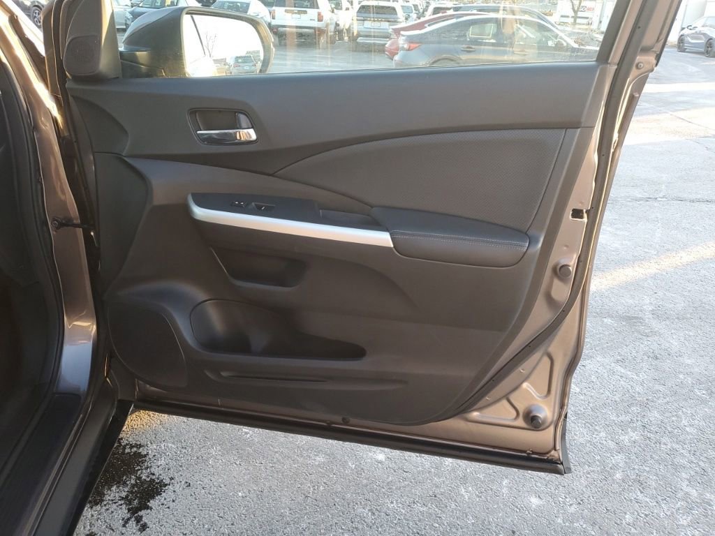 Used 2016 Honda CR-V Touring image 30