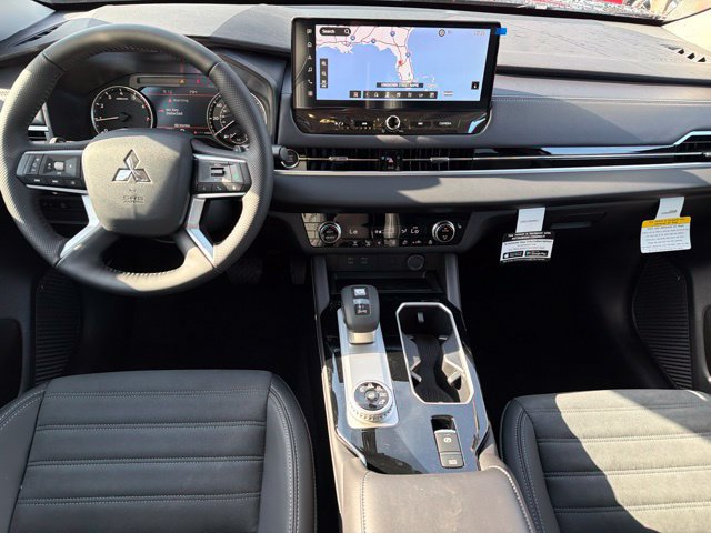 New 2026 Mitsubishi Outlander SE FWD image 19