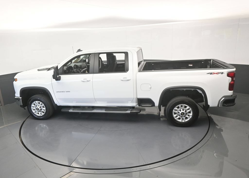Used 2025 Chevrolet Silverado 2500 LT w/ Convenience Package AWD/4WD image 54