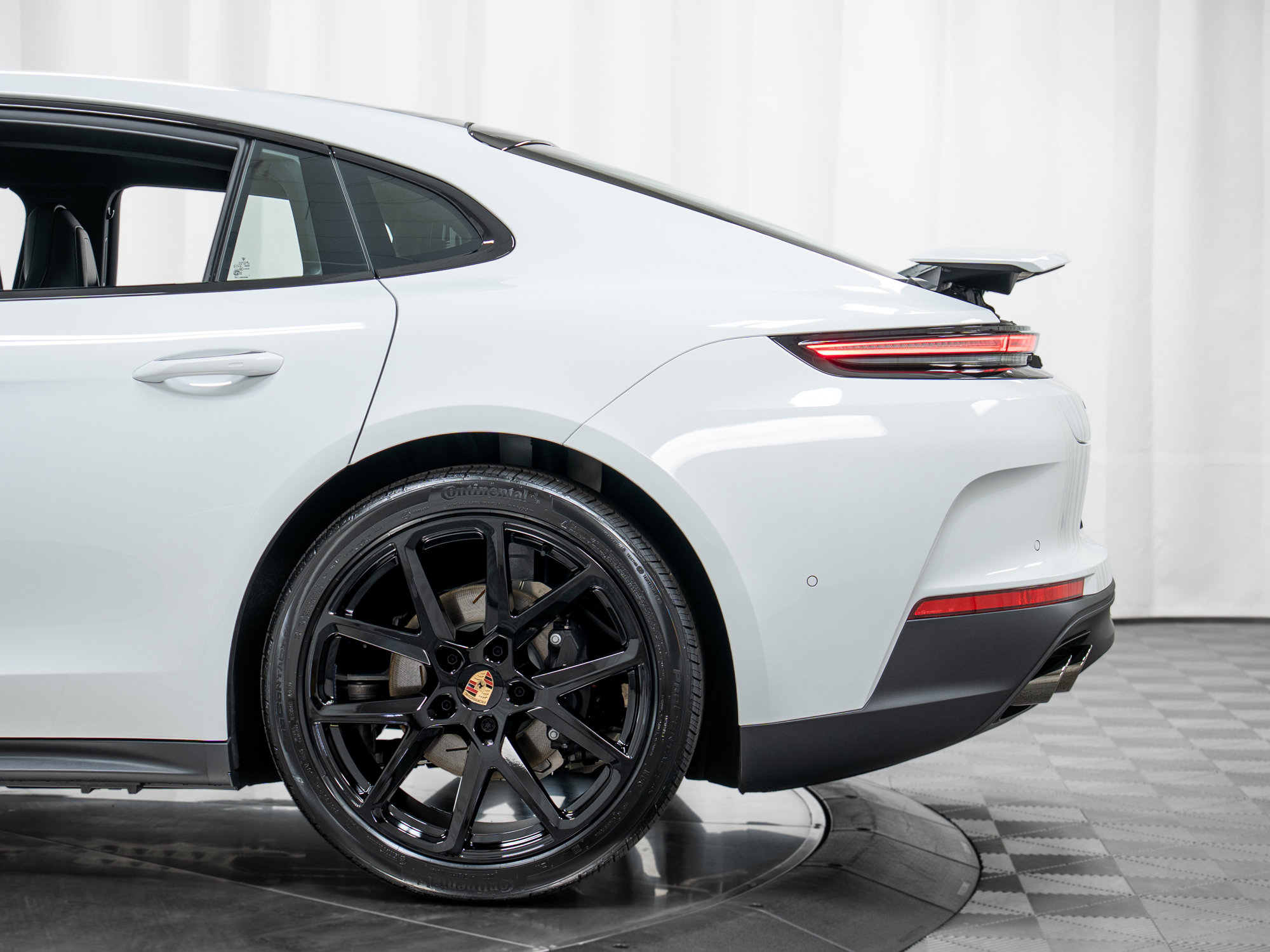 New 2026 Porsche Panamera 4 AWD/4WD image 39