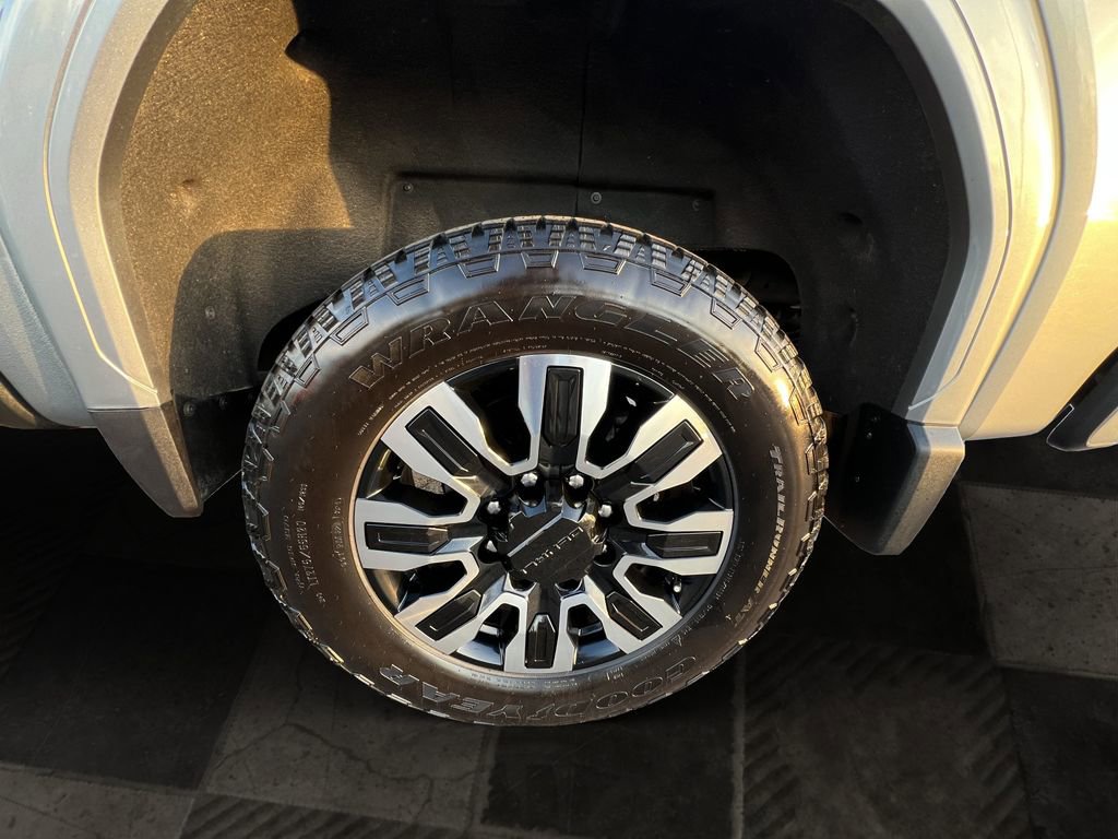 Certified 2025 GMC Sierra 2500 Denali Ultimate image 10