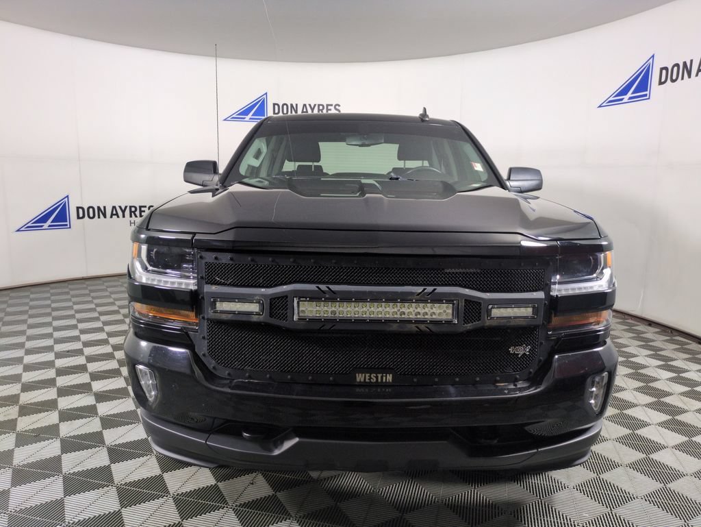 Used 2018 Chevrolet Silverado 1500 LT w/ Midnight Edition AWD/4WD image 2