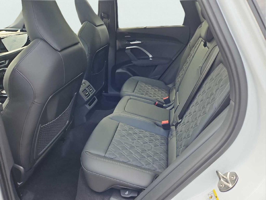 New 2026 Audi SQ5 Premium Plus AWD/4WD image 20