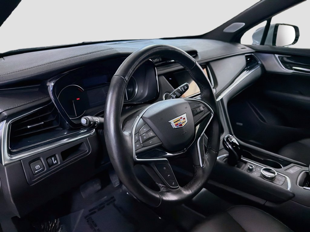 Used 2024 Cadillac XT5 Premium Luxury AWD/4WD image 11