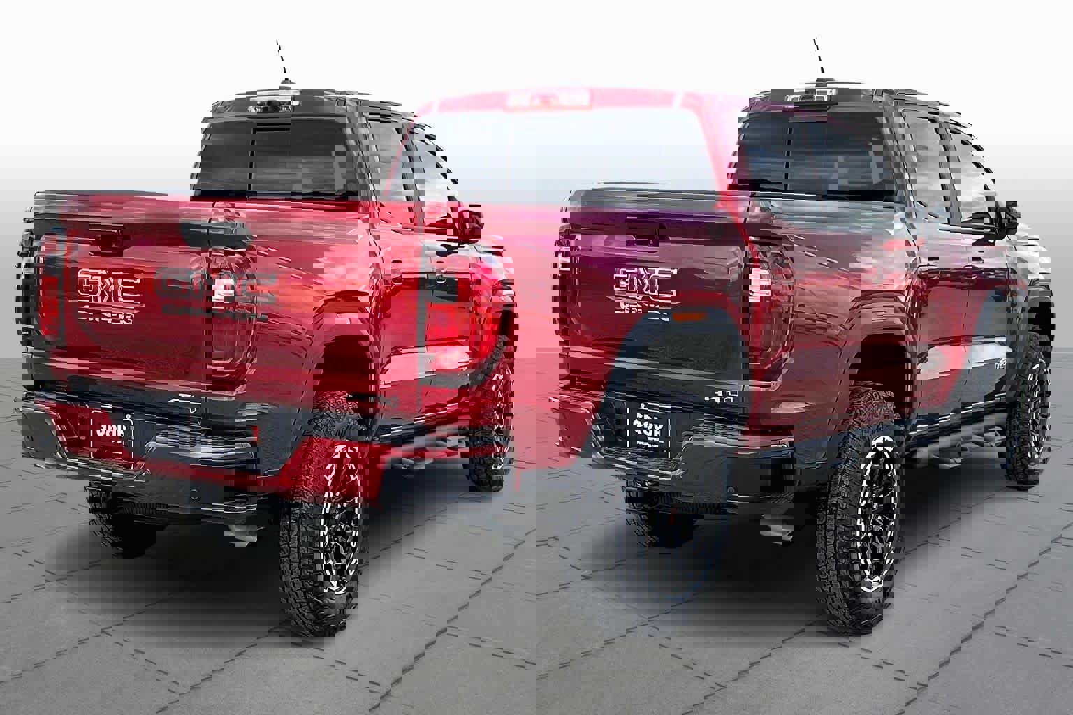 Used 2026 GMC Canyon AT4 w/ Technology Plus Package image 24