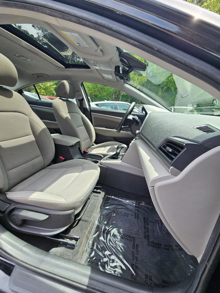 Used 2020 Hyundai Elantra Value Edition image 30