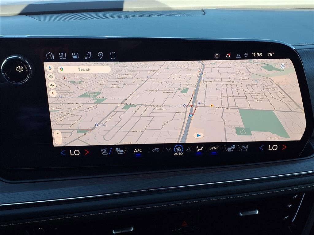 New 2026 Chevrolet Suburban Premier image 13