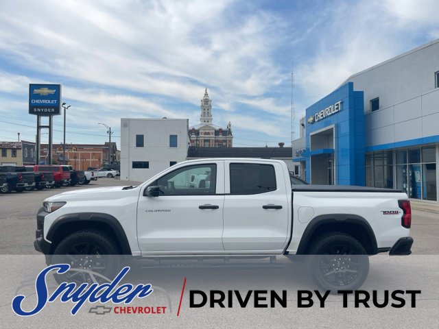 Used 2024 Chevrolet Colorado Trail Boss w/ Technology Package