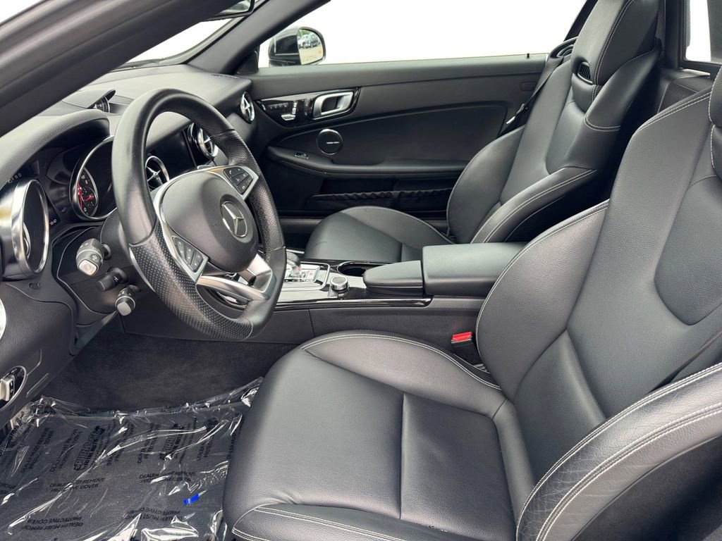 Used 2019 Mercedes-Benz SLC 300 image 9