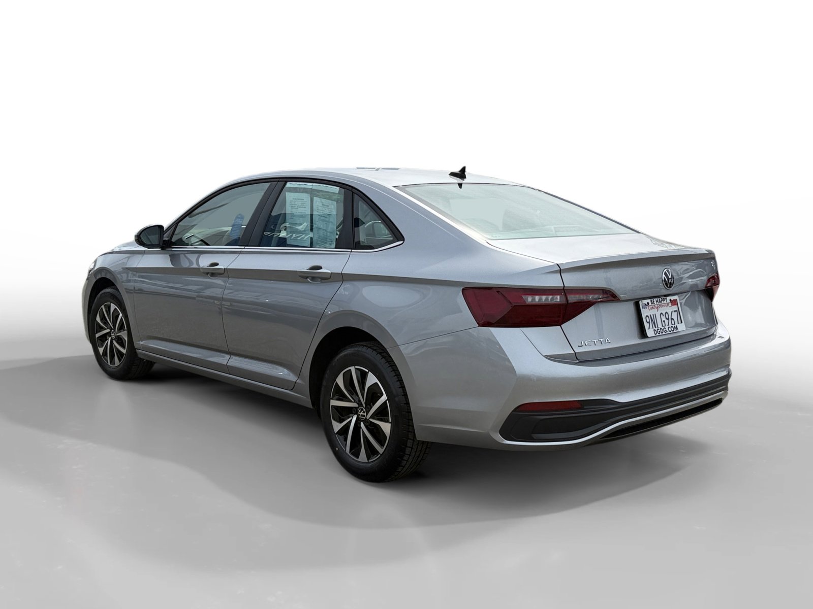 Used 2024 Volkswagen Jetta S image 3