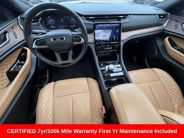 Used 2023 Jeep Grand Cherokee Summit AWD/4WD image 17