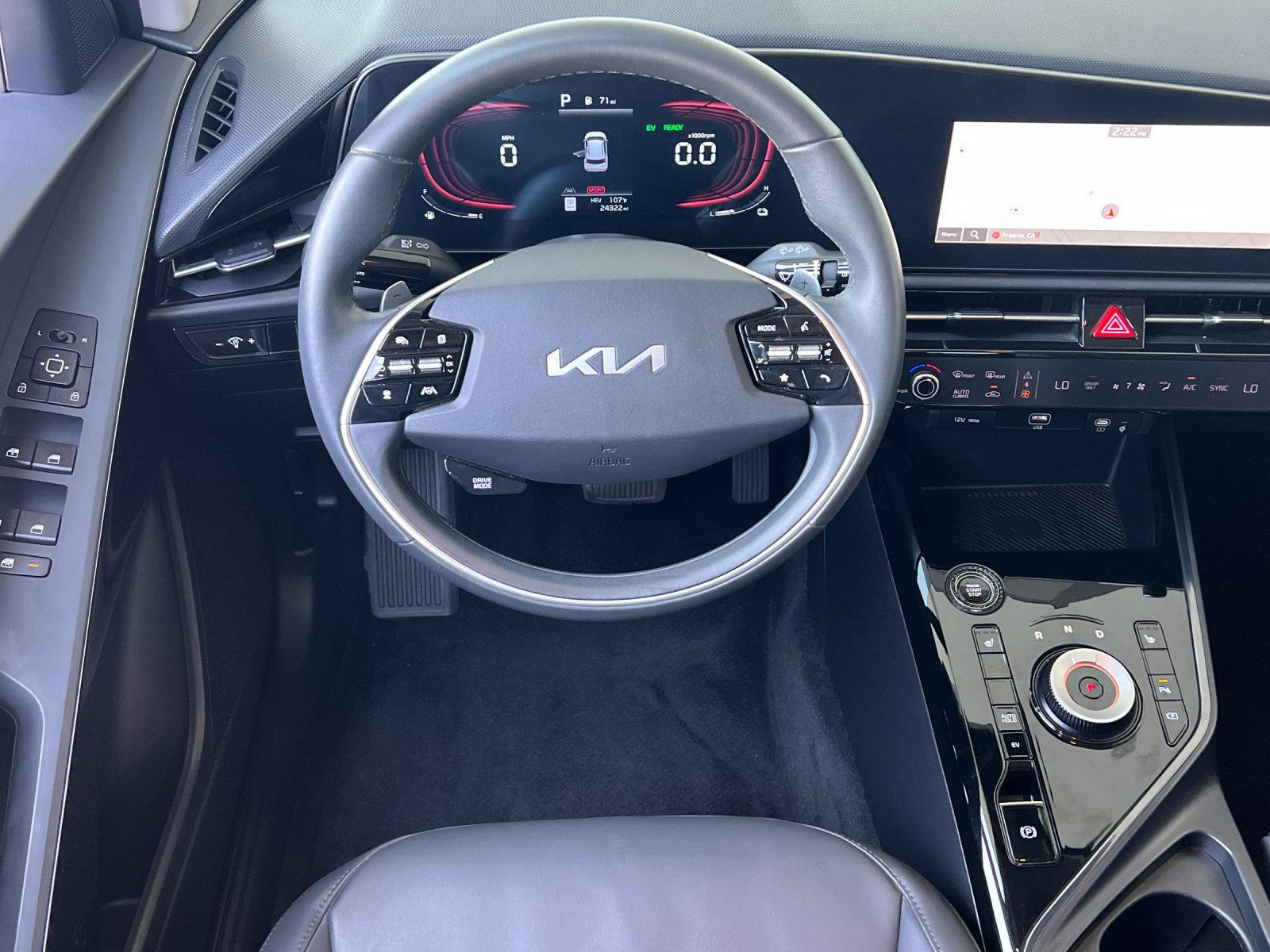 Used 2024 Kia Niro EX FWD image 14