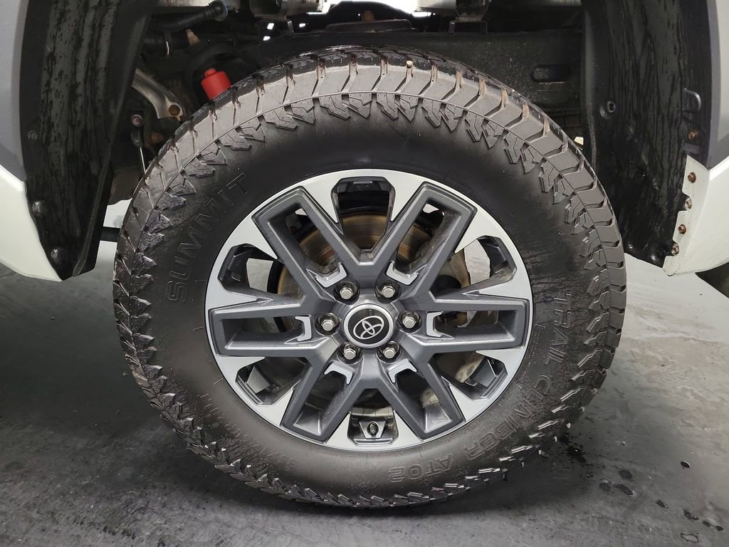 Used 2023 Toyota Tundra Limited AWD/4WD image 10