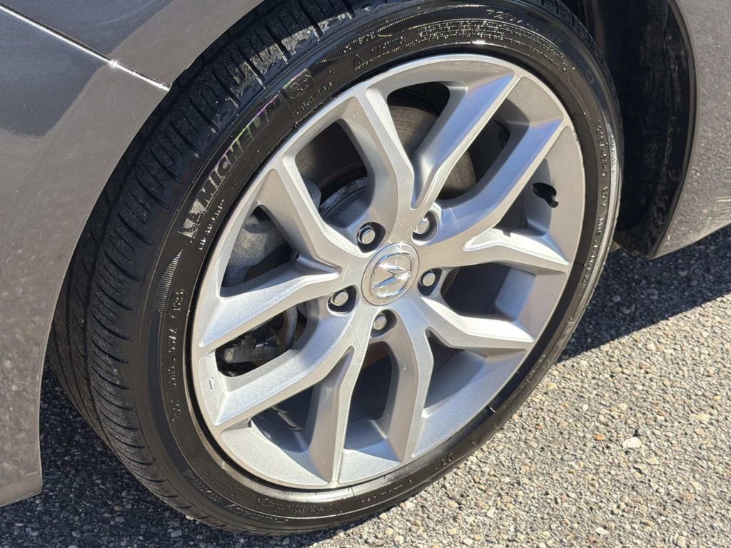 Used 2022 Acura ILX image 9