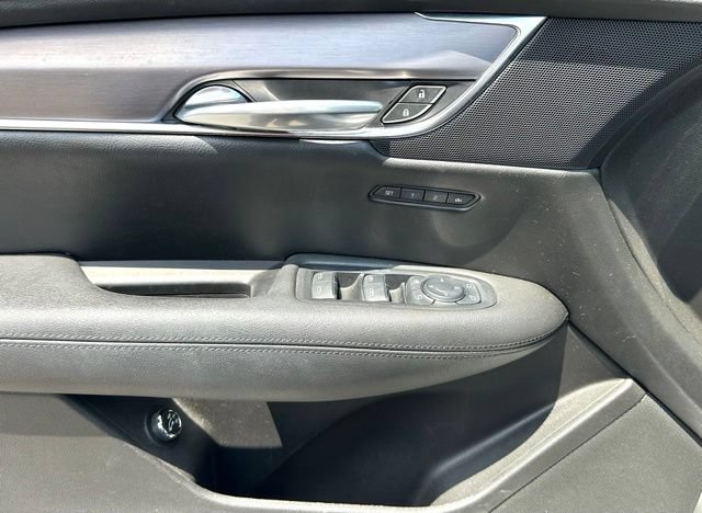 Used 2017 Cadillac XT5 Premium Luxury AWD/4WD image 33