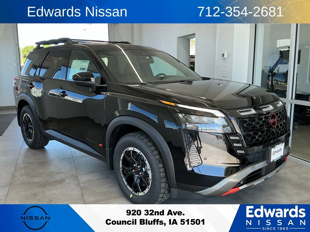 New 2026 Nissan Pathfinder Rock Creek w/ Rock Creek Premium Package