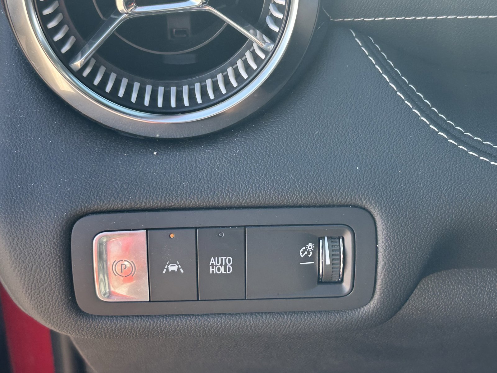 Used 2024 Chevrolet Blazer EV LT AWD/4WD image 15