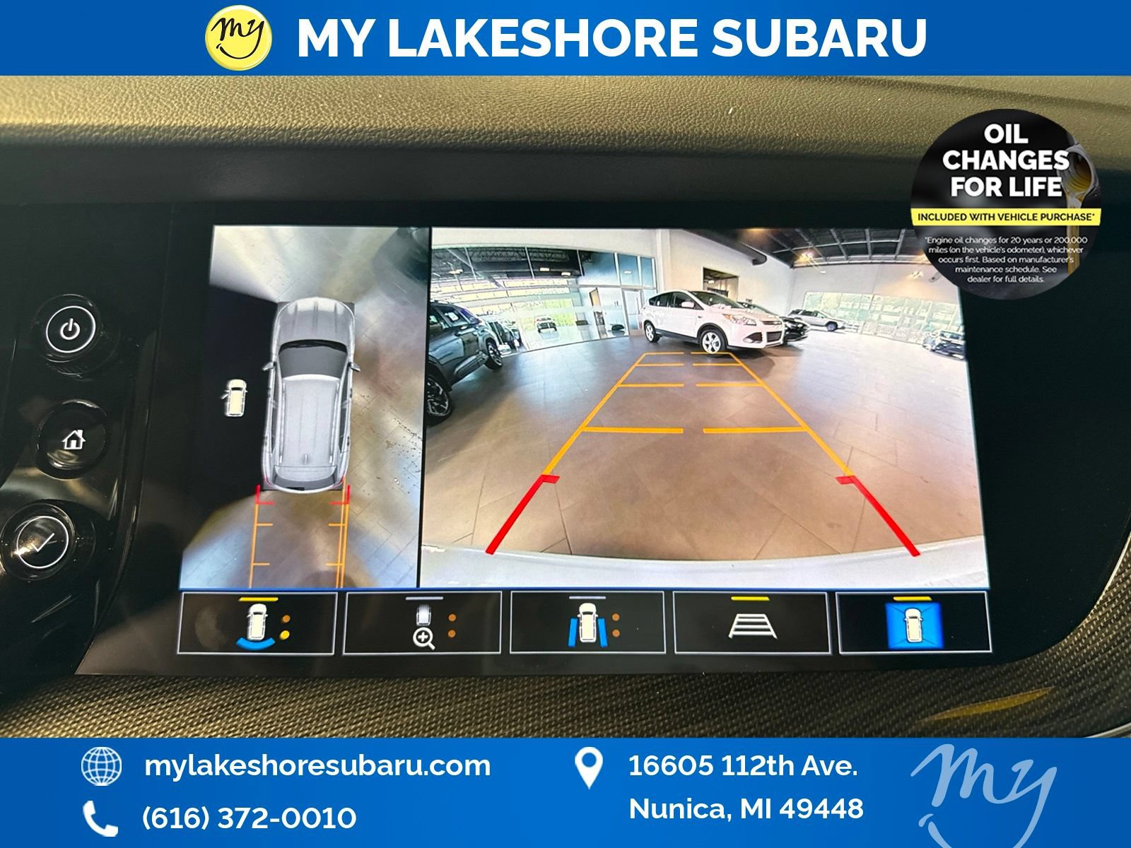 Used 2021 Buick Envision Essence w/ Technology Package I FWD image 24