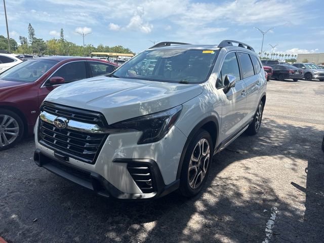 Used 2023 Subaru Ascent Limited w/ Technology Package AWD/4WD image 3