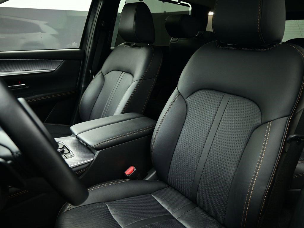 Certified 2025 MAZDA CX-90 Plug-In Hybrid w/Premium Sport image 4