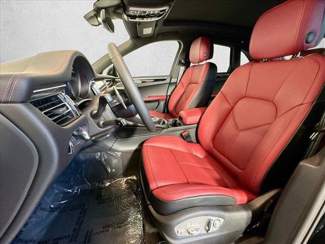 New 2026 Porsche Macan S AWD/4WD image 5