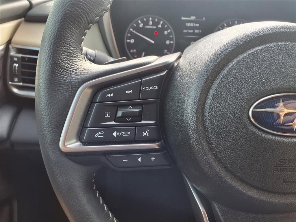 Used 2025 Subaru Outback Limited image 16