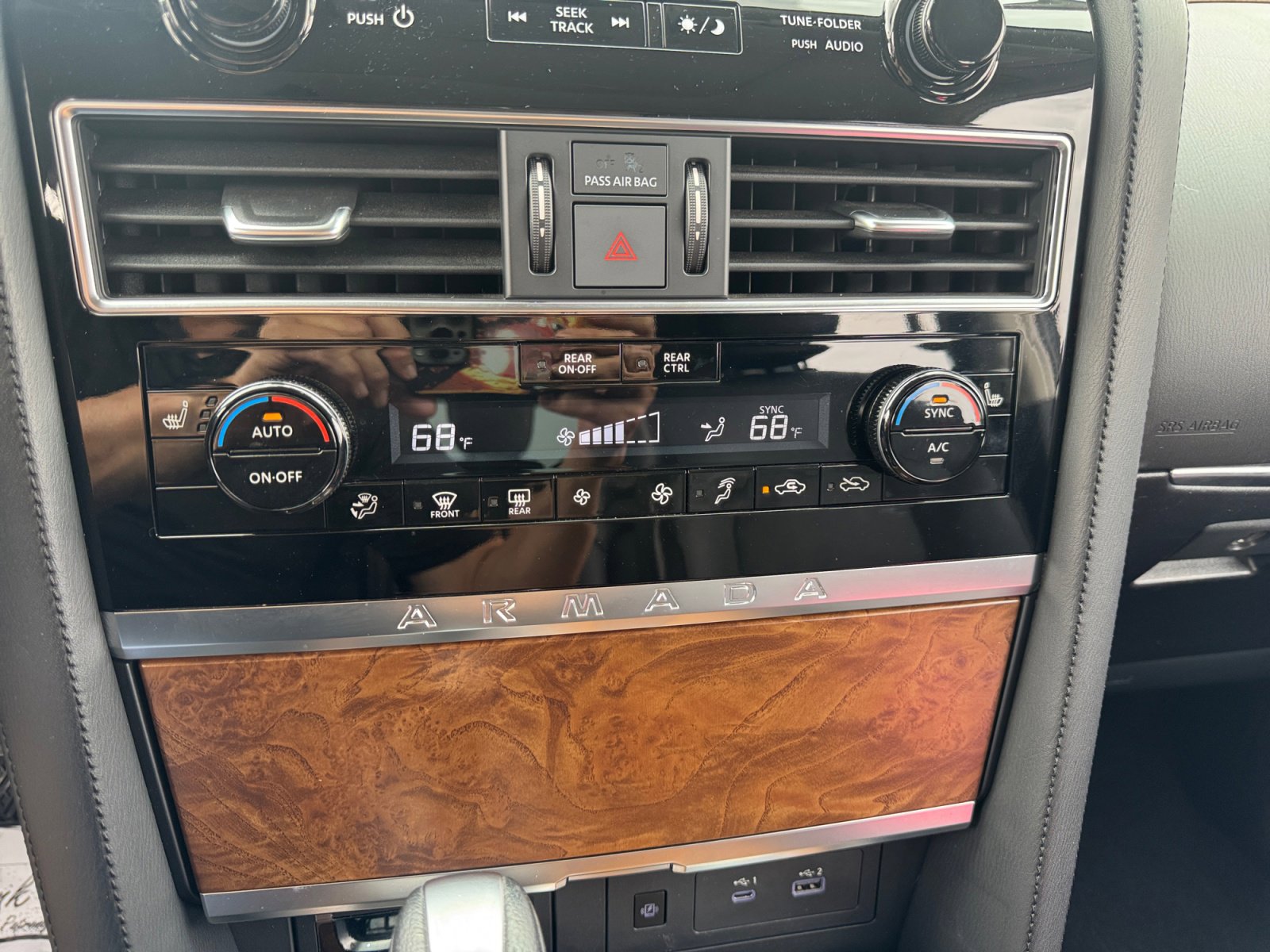 Used 2022 Nissan Armada SL image 12