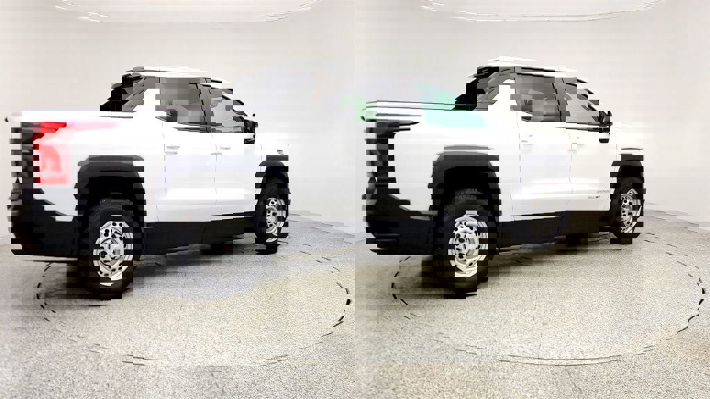 Used 2024 Chevrolet Silverado EV W/T AWD/4WD image 5