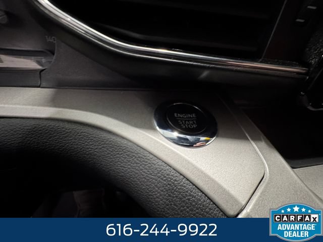 Used 2023 Ford Explorer XLT w/ Equipment Group 202A AWD/4WD image 20