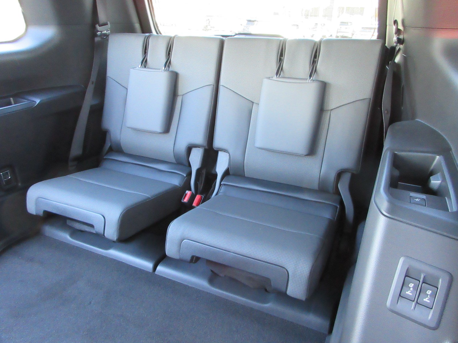 Used 2026 Lexus GX 550 w/ Cold Area Package AWD/4WD image 21