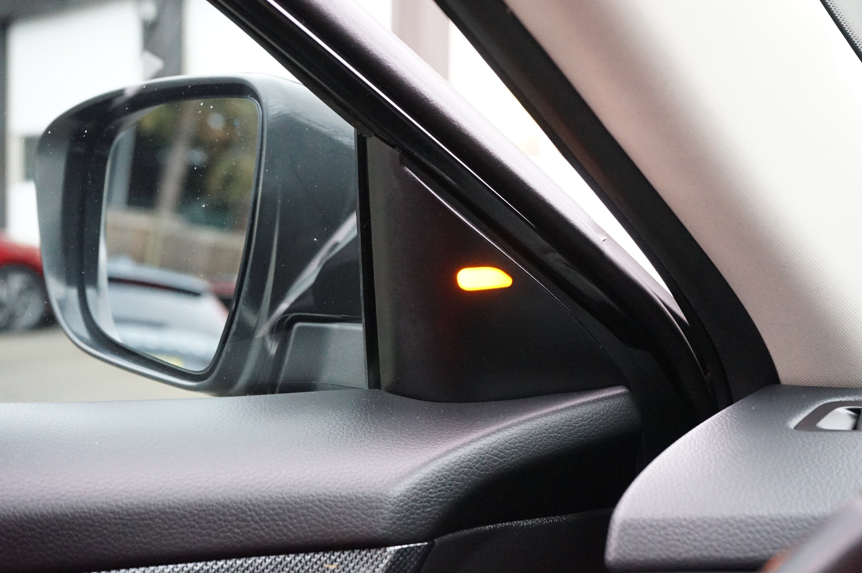 Used 2016 Nissan Rogue SL w/ SL Premium Package image 28