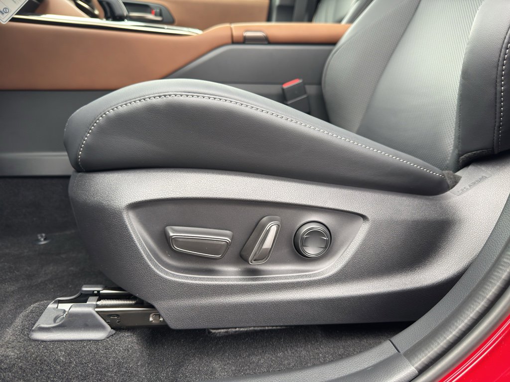 New 2026 Toyota Crown Limited image 12