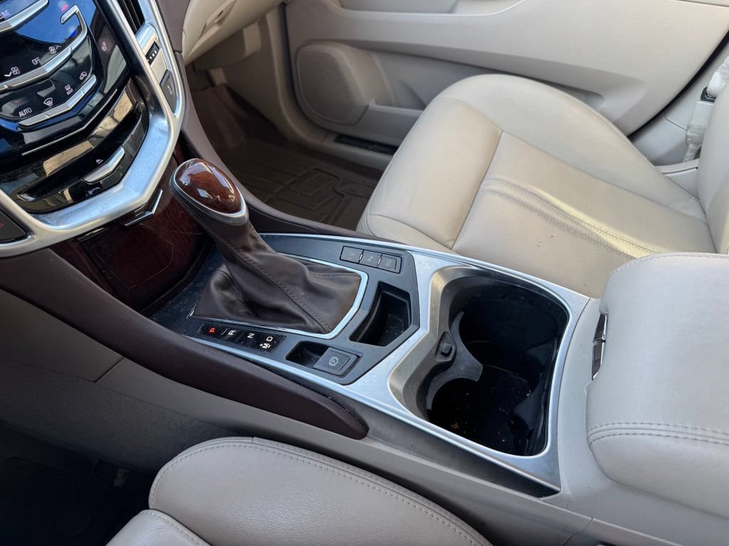 Used 2015 Cadillac SRX Luxury w/ Trailering Package AWD/4WD image 9