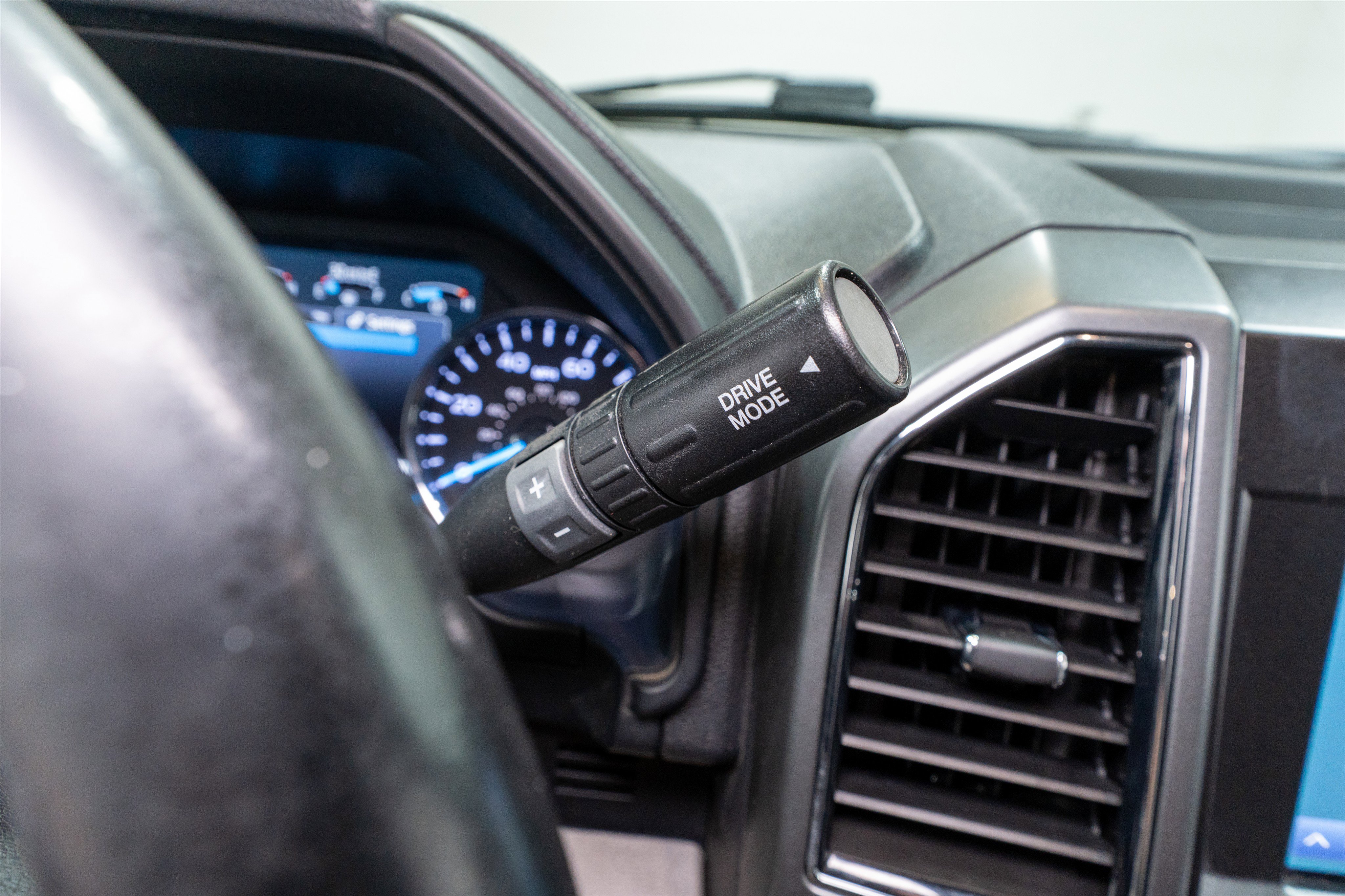 Used 2021 Ford F250 XLT w/ Tremor Off-Road Package AWD/4WD image 29