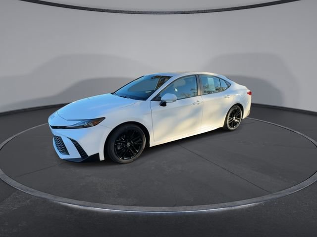 Used 2025 Toyota Camry SE image 8