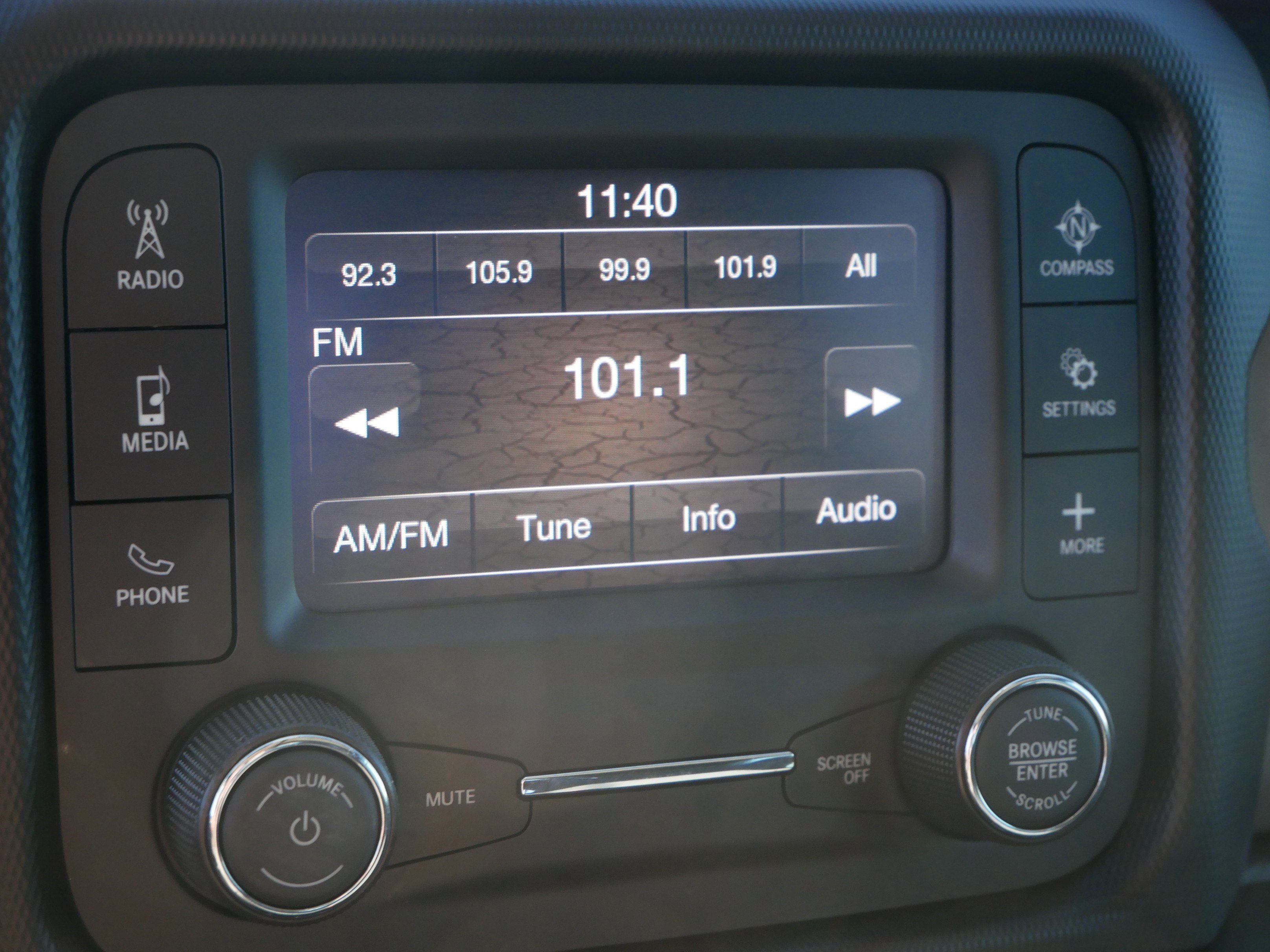 Used 2021 Jeep Gladiator Willys image 21