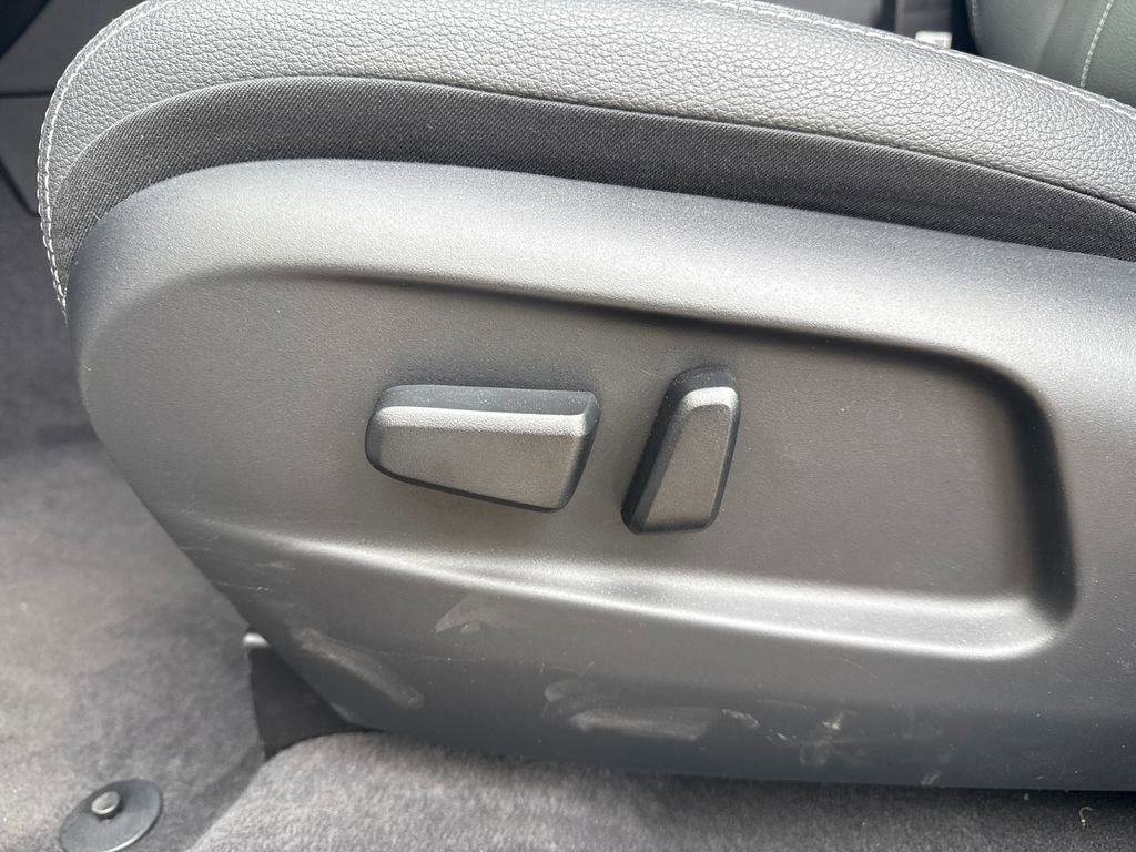 New 2025 VinFast VF 8 Eco AWD/4WD image 20